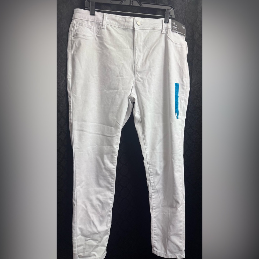 Primark White Mid-Rise Pants